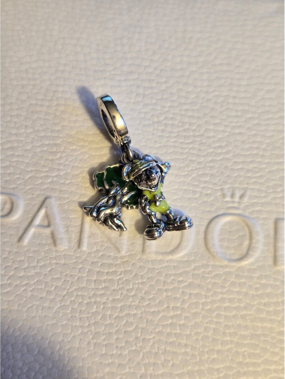 Disney pandora animal kingdom mickey charm